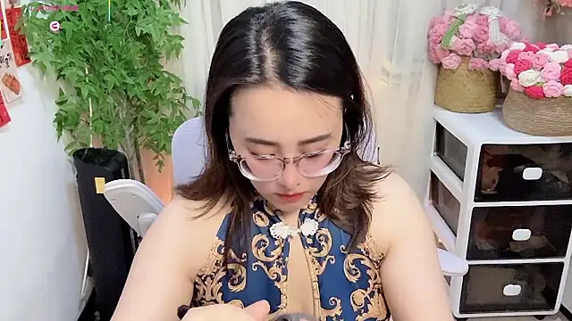NEWONETO online show from 3, 5, 2026