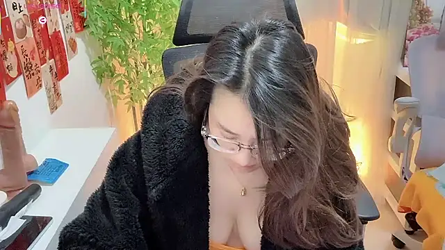 NEWONETO online show from 13, 1, 2026