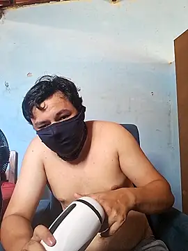 Snapshot of Domruan99 chatting on 6, 10, 2025 Domruan99 online show from 6, 10, 2025