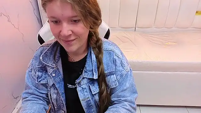 carla tp online show from 18, 11, 2025