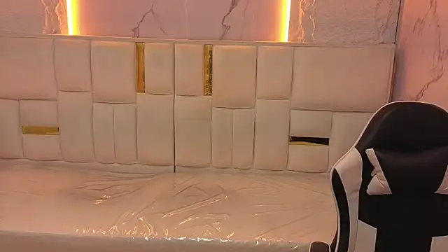 carla tp online show from 23, 11, 2025