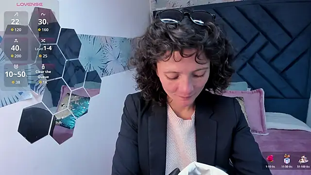 Snapshot of Valery_More__ chatting on 22, 5, 2026 Valery More online show from 22, 5, 2026