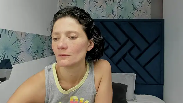 Valery More   online show from 12, 11, 2025