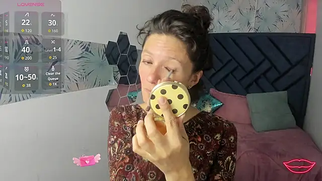 Valery More   online show from 15, 2, 2026