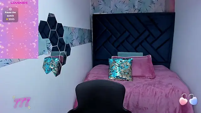 Valery More   online show from 21, 4, 2026