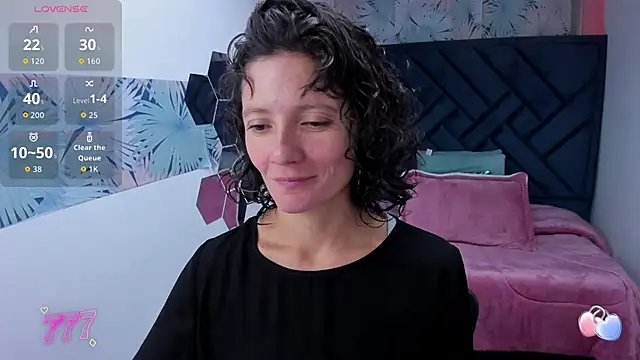 Snapshot of Valery_More__ chatting on 30, 4, 2026 Valery More online show from 30, 4, 2026