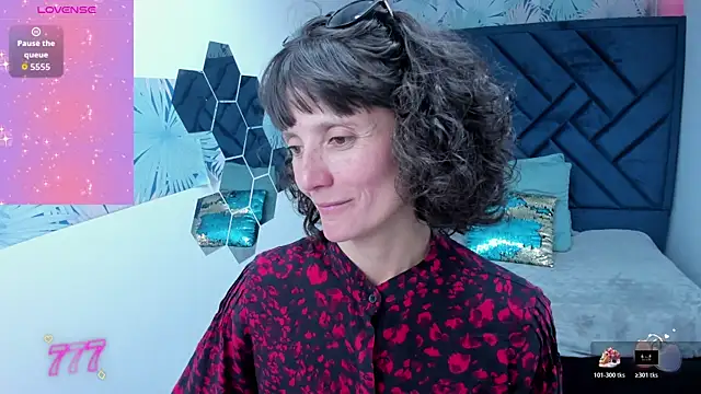 Valery More   online show from 11, 4, 2026