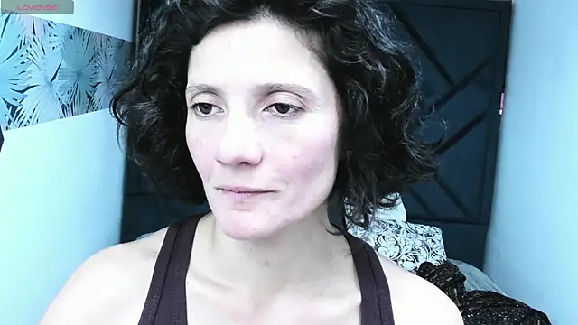 Valery More   online show from 18, 12, 2025