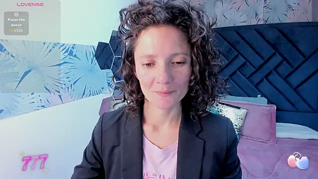 Snapshot of Valery_More__ chatting on 14, 5, 2026 Valery More online show from 14, 5, 2026