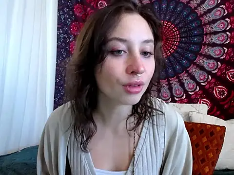 Snapshot of AdalynKiss chatting on 6, 11, 2025 AdalynKiss online show from 6, 11, 2025