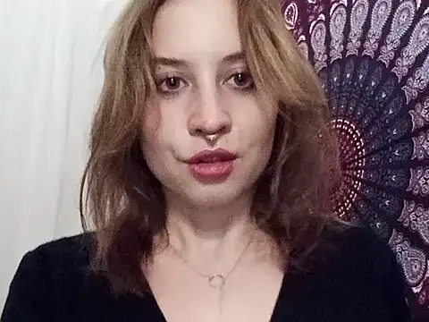 Snapshot of AdalynKiss chatting on 10, 10, 2025 AdalynKiss online show from 10, 10, 2025