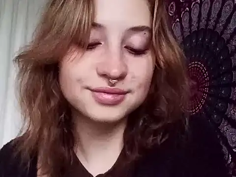 Snapshot of AdalynKiss chatting on 17, 10, 2025 AdalynKiss online show from 17, 10, 2025