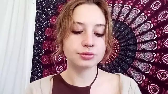 Snapshot of AdalynKiss chatting on 7, 10, 2025 AdalynKiss online show from 7, 10, 2025