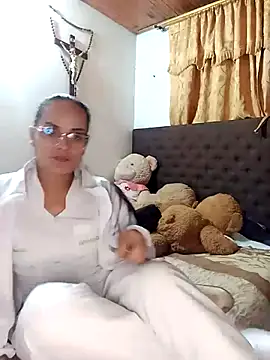 QueenBDSM online show from 28, 10, 2025