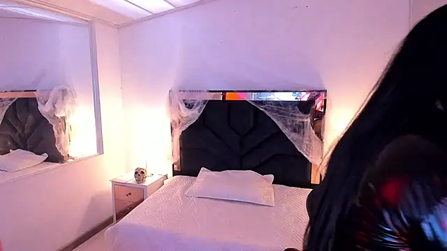 Snapshot of SusanVilla chatting on 17, 10, 2025 SusanVilla online show from 17, 10, 2025