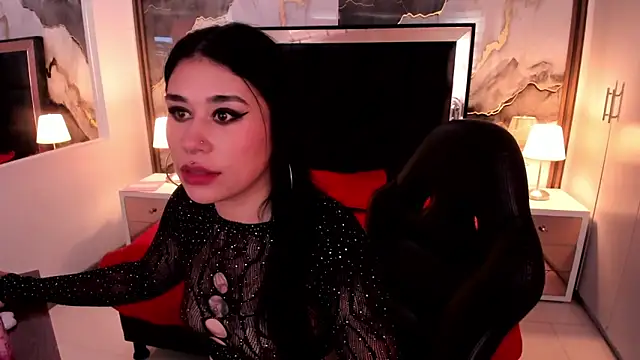 SusanVilla online show from 2, 12, 2025