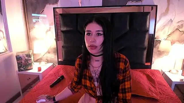 SusanVilla online show from 21, 12, 2025