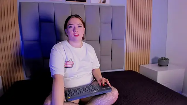 Kandyfrees  online show from 18, 12, 2025