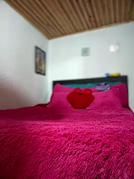 NICOLLE  12 online show from 19, 12, 2025