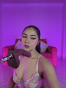 In-Ur-dreams online show from 8, 3, 2026