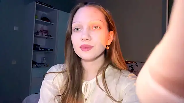 EmiIyKitty online show from 28, 9, 2025