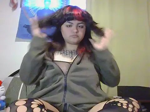 Snapshot of crucifxcked chatting on 17, 10, 2025 crucifxcked online show from 17, 10, 2025