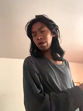 Snapshot of MadamLeRouge chatting on 9, 10, 2025 MadamLeRouge online show from 9, 10, 2025