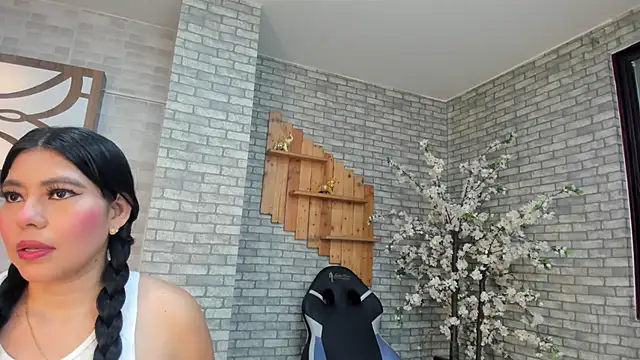 Alisonn Doll online show from 4, 2, 2026