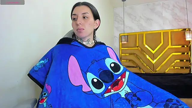 Snapshot of Iris__77 chatting on 12, 10, 2025 Iris 77 online show from 12, 10, 2025