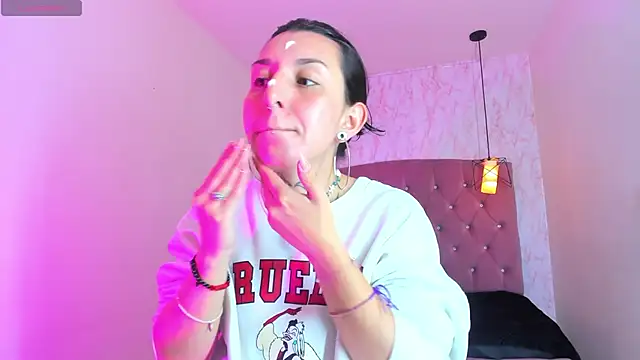 Snapshot of Iris__77 chatting on 20, 11, 2025 Iris 77 online show from 20, 11, 2025