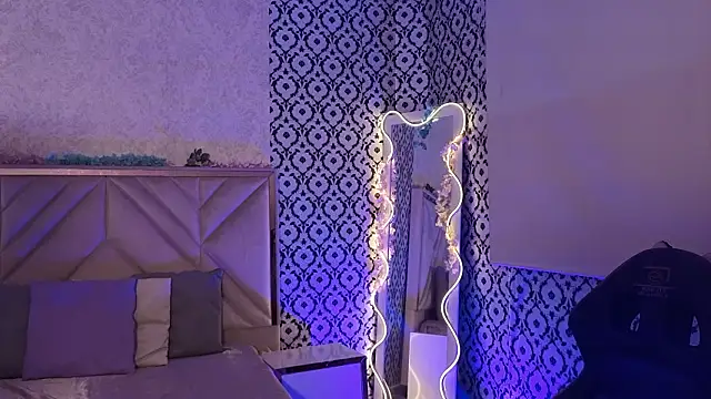 Ixchel tay online show from 16, 2, 2026