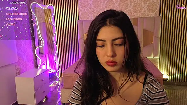 Ixchel tay online show from 24, 3, 2026