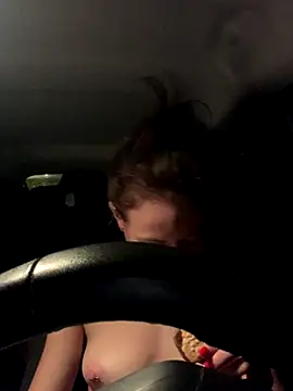 GoldenPussy1329 online show from 7, 11, 2025