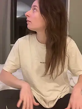 GoldenPussy1329 online show from 21, 2, 2026