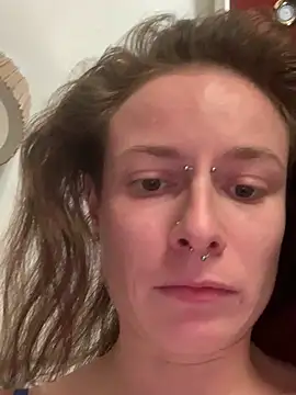 GoldenPussy1329 online show from 4, 3, 2026