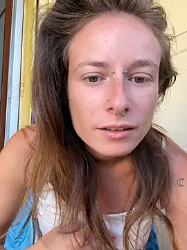 GoldenPussy1329 online show from 27, 7, 2026