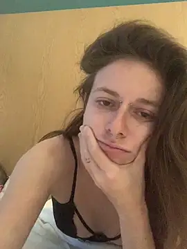 GoldenPussy1329 online show from 18, 4, 2026