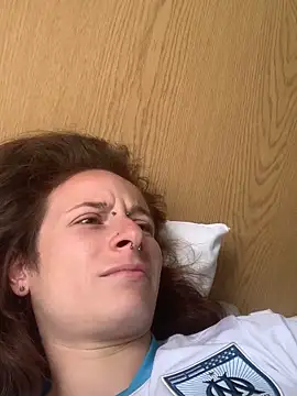 GoldenPussy1329 online show from 22, 4, 2026