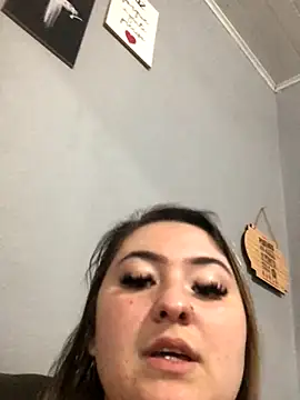 Snapshot of alegata27 chatting on 28, 10, 2025 alegata27 online show from 28, 10, 2025