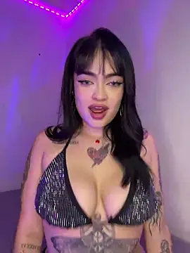 ScarletVyxen online show from 28, 9, 2025