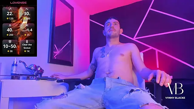 VynnyBlacke  online show from 24, 11, 2025