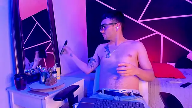 VynnyBlacke  online show from 22, 11, 2025