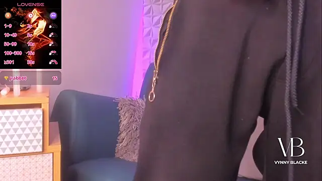 VynnyBlacke  online show from 15, 11, 2025