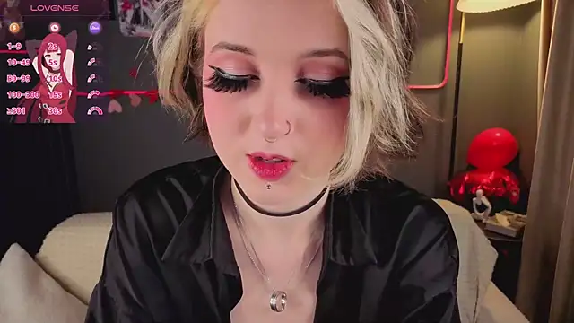 luna son online show from 22, 2, 2026