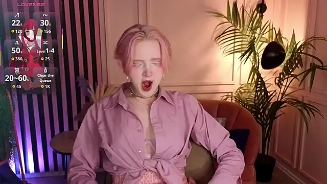 luna son online show from 13, 11, 2025