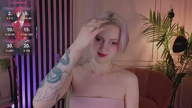 luna son online show from 23, 11, 2025