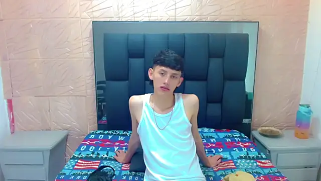 thaigo twink38 online show from 31, 10, 2025