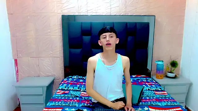 thaigo twink38 online show from 29, 10, 2025