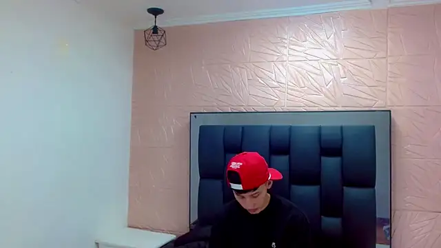 thaigo twink38 online show from 10, 2, 2026