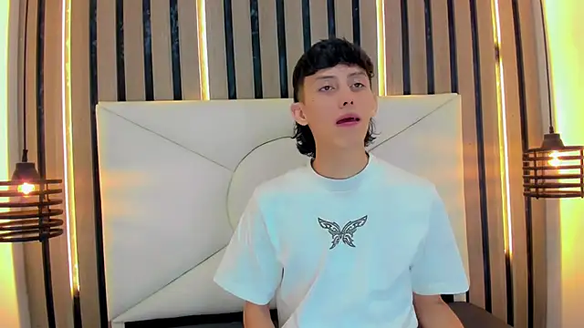 thaigo twink38 online show from 7, 4, 2026